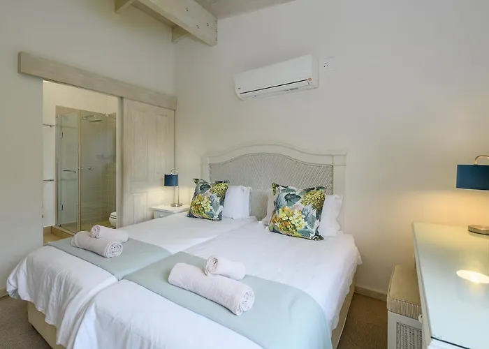 San Lameer Villa 2702 - 4 Bedroom Classic - 8 Pax - San Lameer Rental Agency