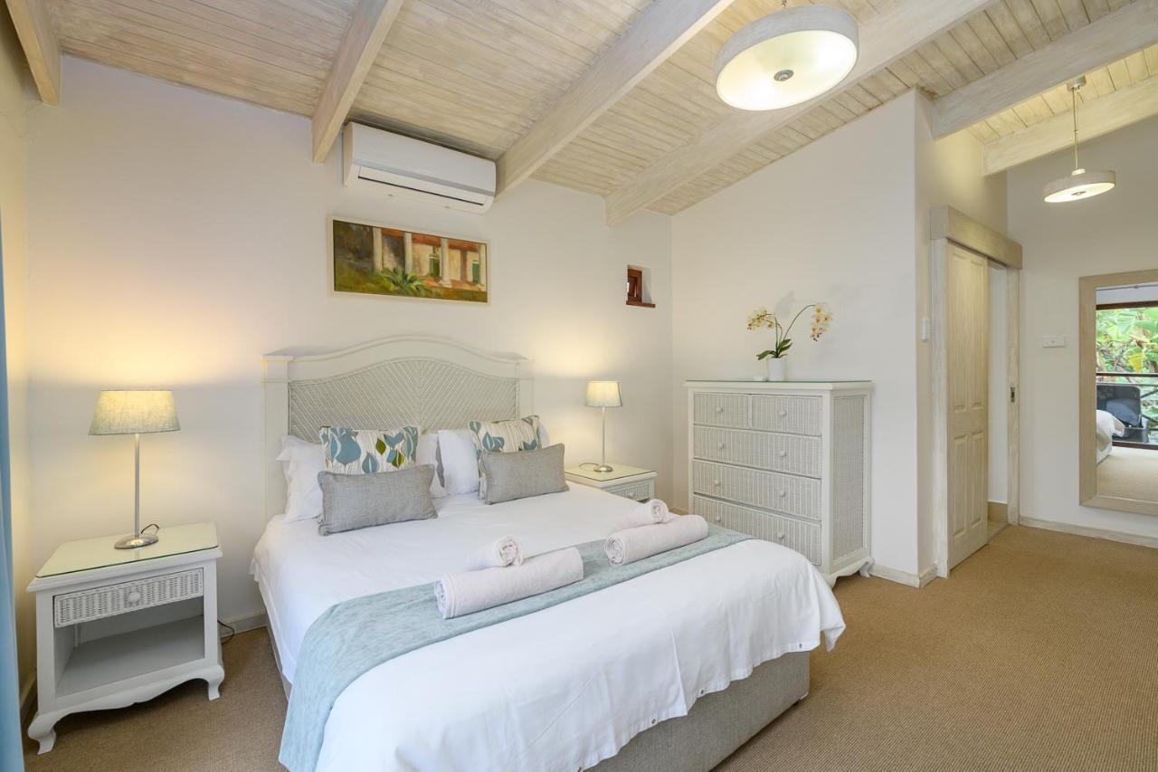 San Lameer 2702 - 4 Bedroom Classic - 8 Pax - San Lameer Agency Apartment *